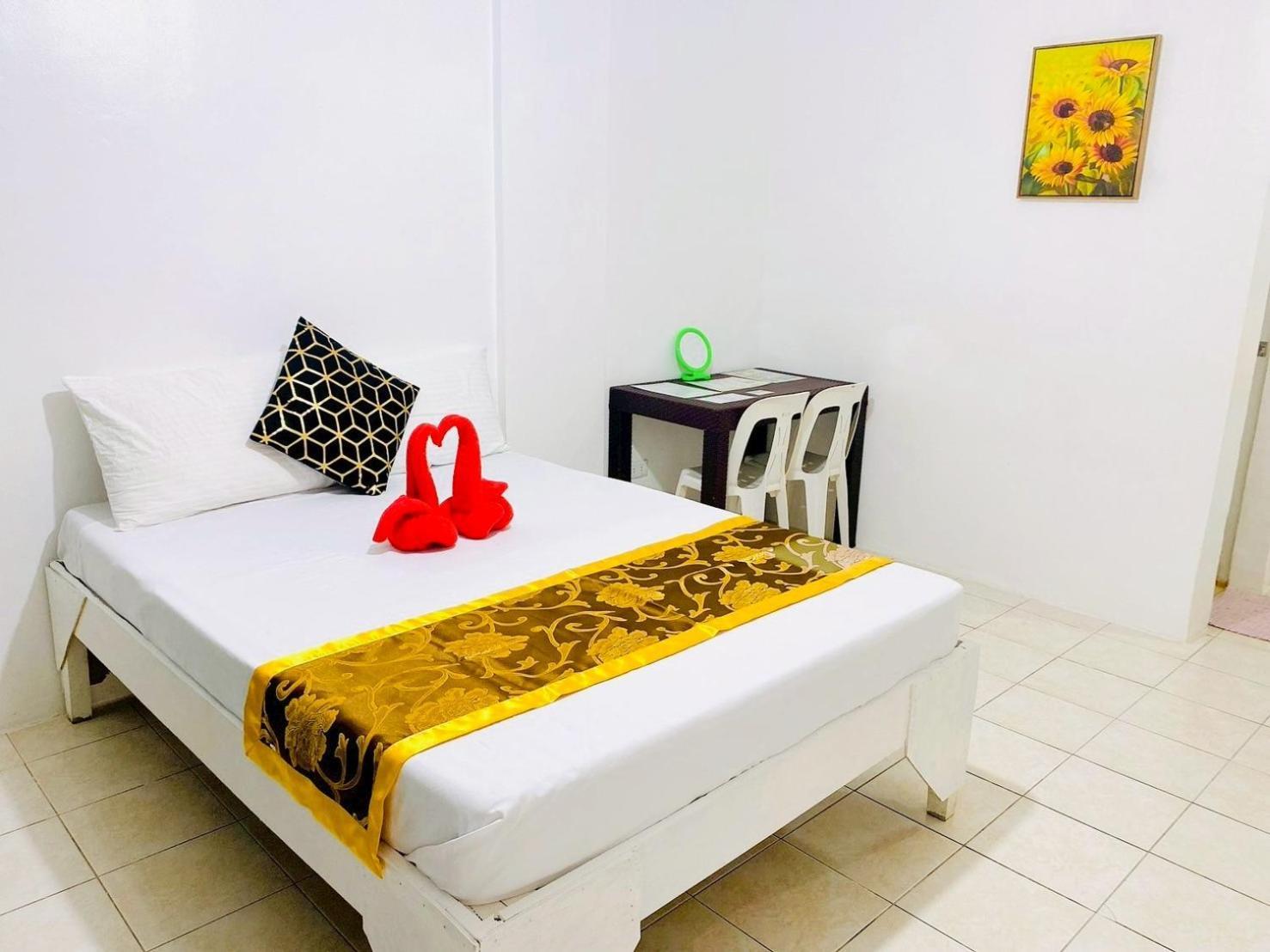Glo'S Space Boracay Dmall By Tripzyfun Balabag  Екстер'єр фото