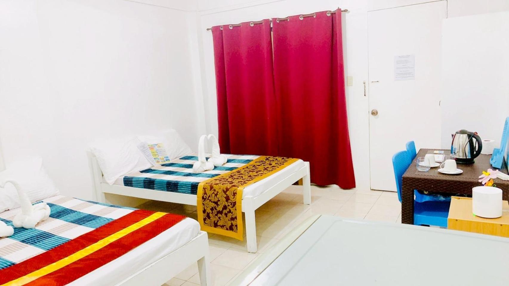 Glo'S Space Boracay Dmall By Tripzyfun Balabag  Екстер'єр фото