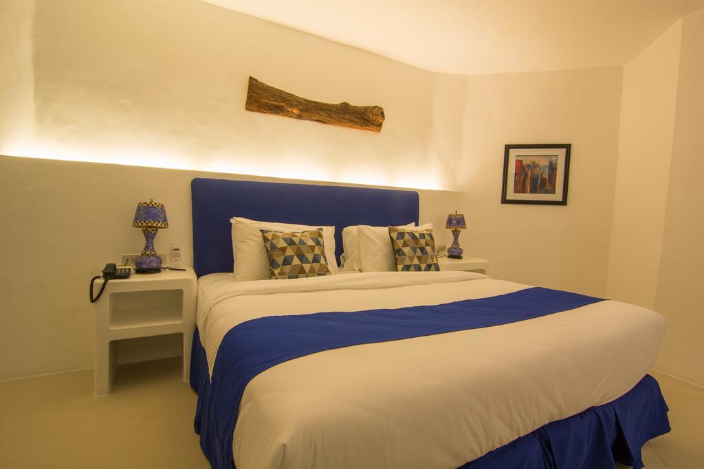 Glo'S Space Boracay Dmall By Tripzyfun Balabag  Екстер'єр фото